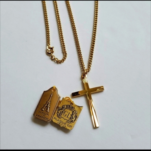 Gold Cross Pendant Necklace - Picture 2 of 4